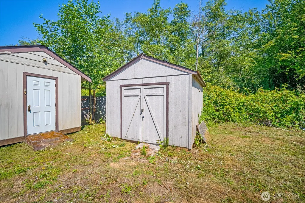 8374 Sea Breeze Court Blaine WA 98230