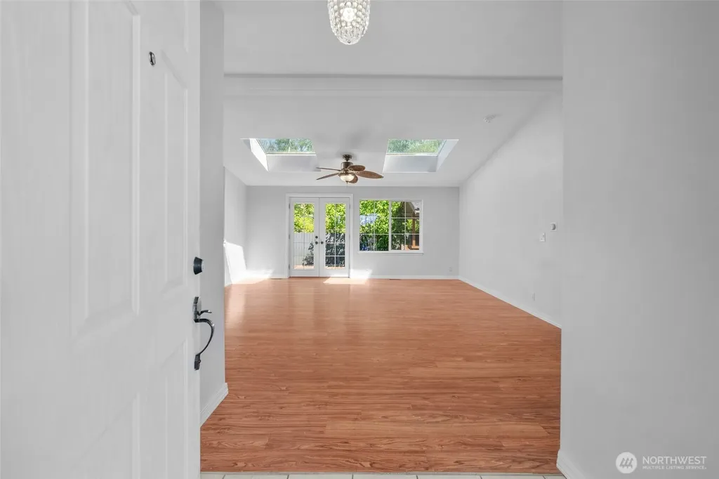 8374 Sea Breeze Court Blaine WA 98230