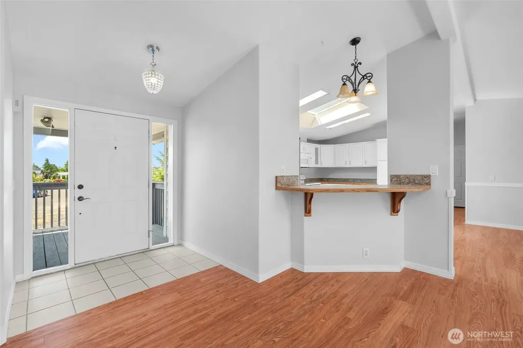 8374 Sea Breeze Court Blaine WA 98230