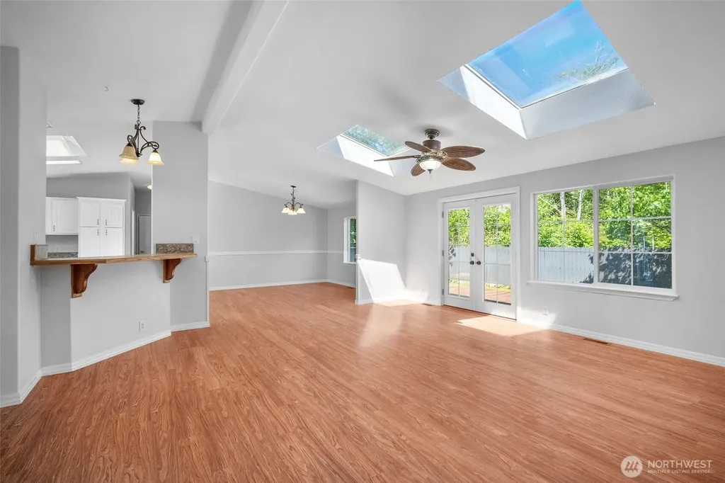 8374 Sea Breeze Court Blaine WA 98230