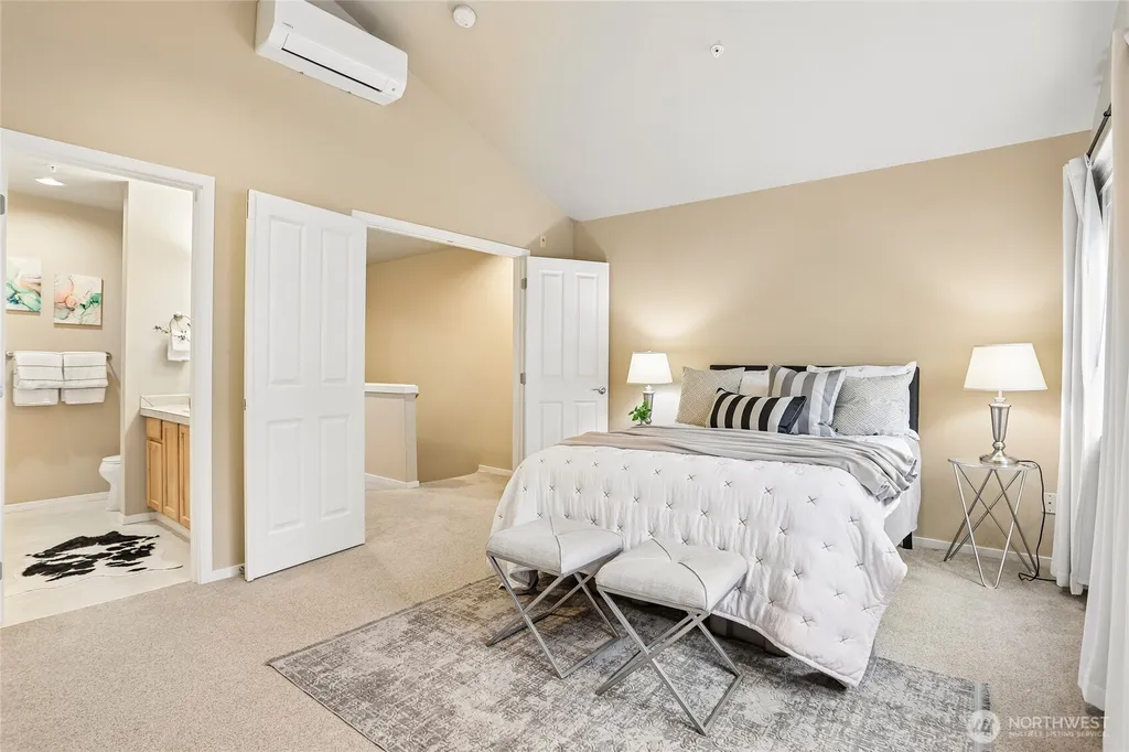 11875 SE 4th Place Bellevue WA 98005
