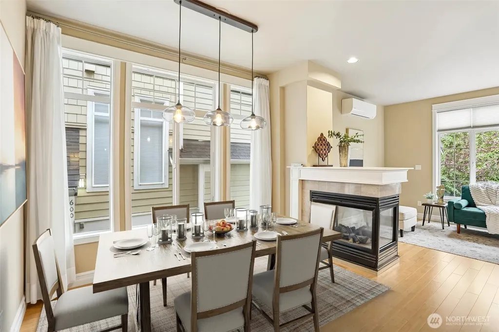 11875 SE 4th Place Bellevue WA 98005