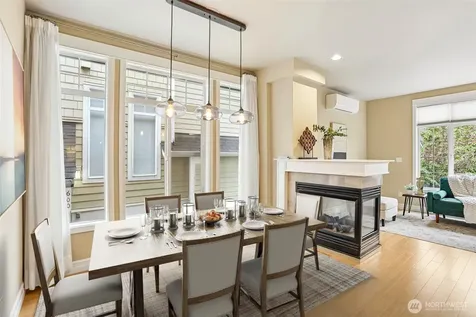 11875 SE 4th Place Bellevue WA 98005