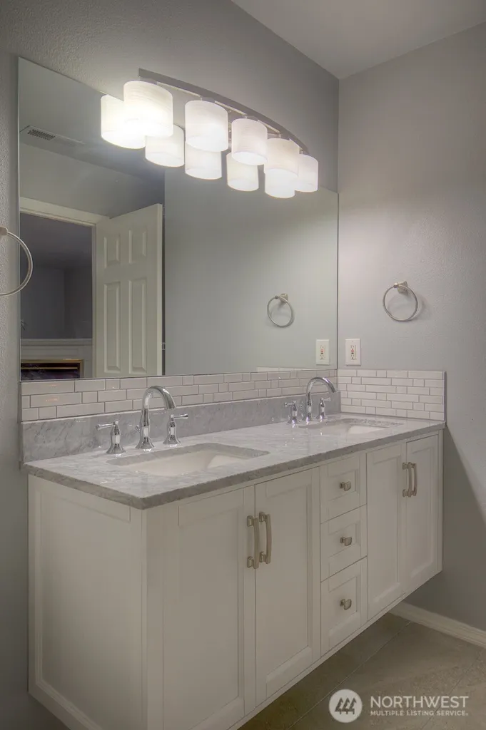 4043 Wonderwood Lane SE Lacey WA 98503