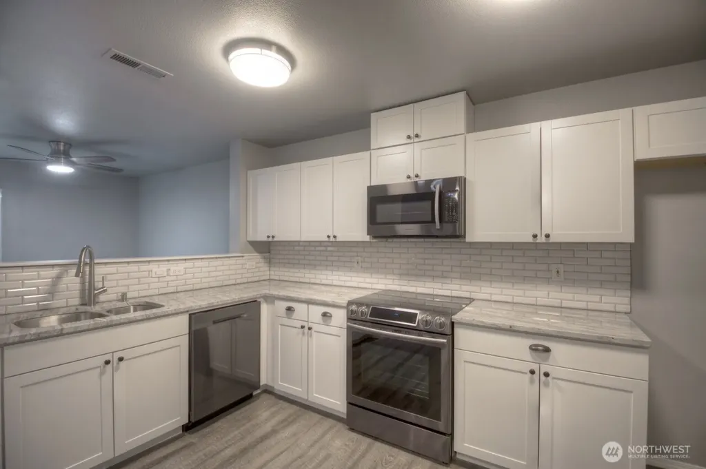 4043 Wonderwood Lane SE Lacey WA 98503