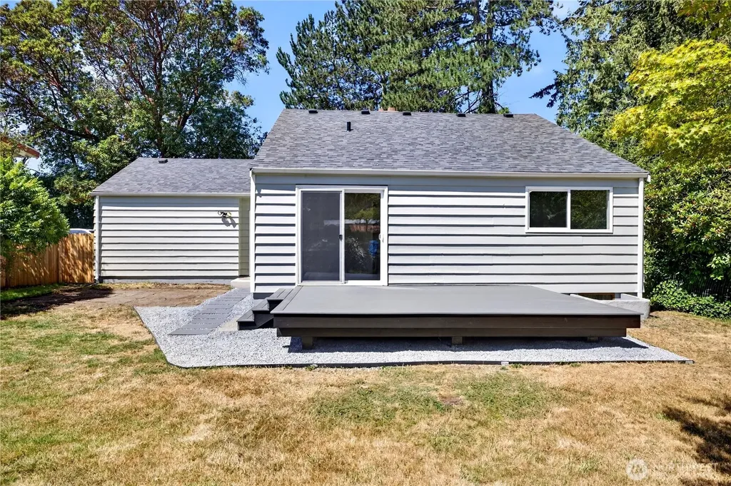 12302 7th Place SW Seattle WA 98146
