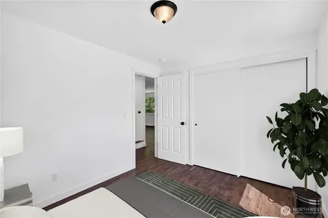 12302 7th Place SW Seattle WA 98146