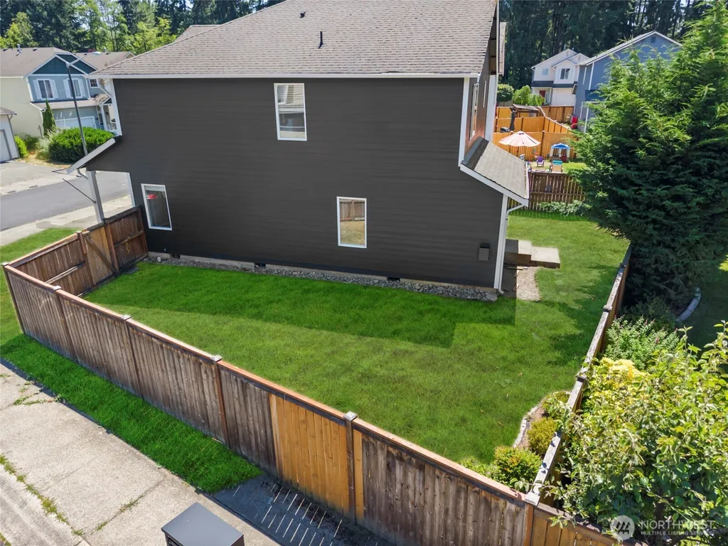 15804 131st Avenue Puyallup WA 98374