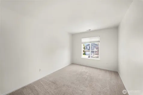 15804 131st Avenue Puyallup WA 98374