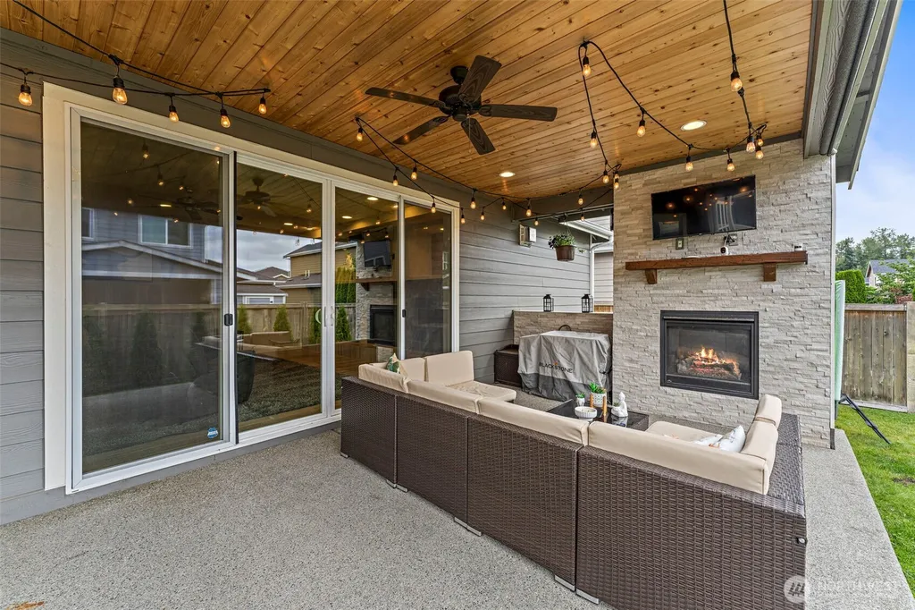 17419 126th Avenue Ct E Puyallup WA 98374