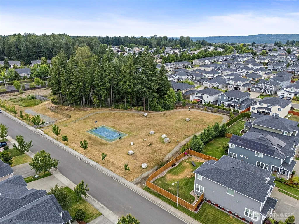 17419 126th Avenue Ct E Puyallup WA 98374