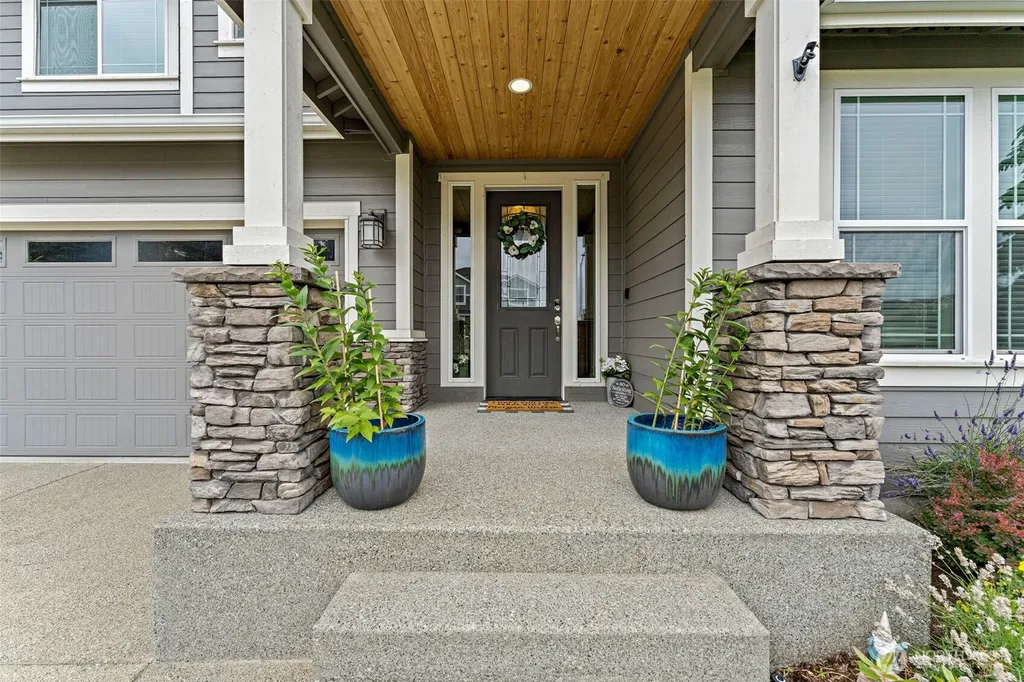 17419 126th Avenue Ct E Puyallup WA 98374