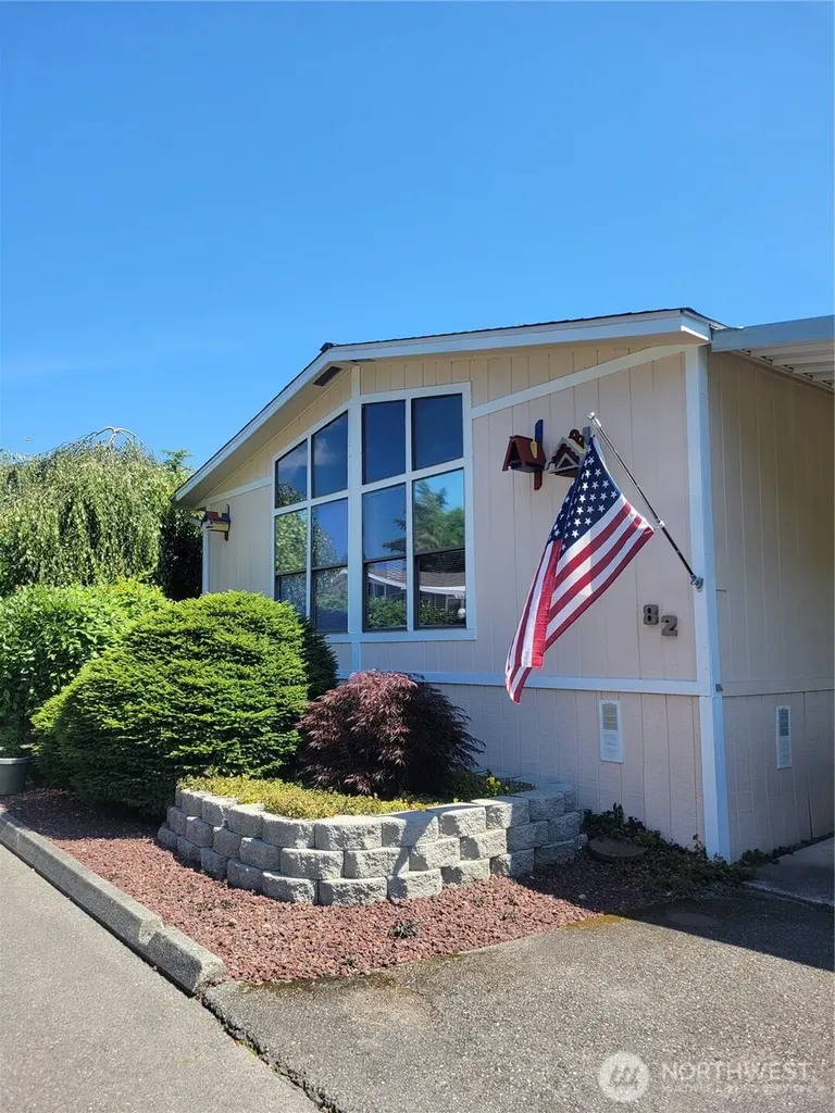 1427 100th Street SW Everett WA 98204