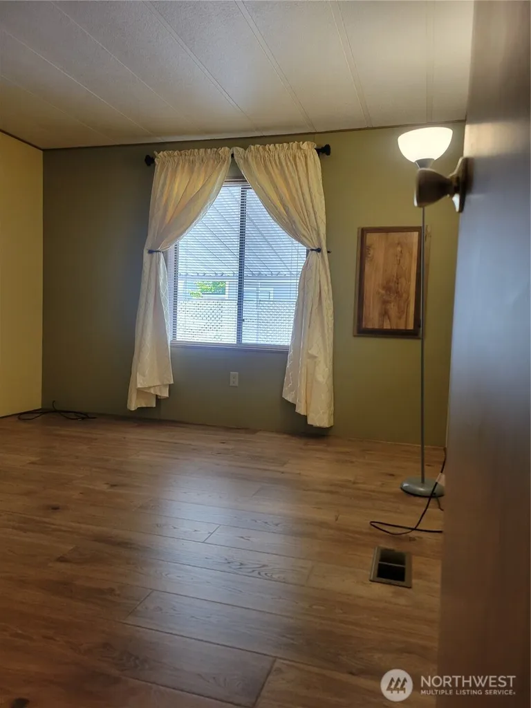 1427 100th Street SW Everett WA 98204