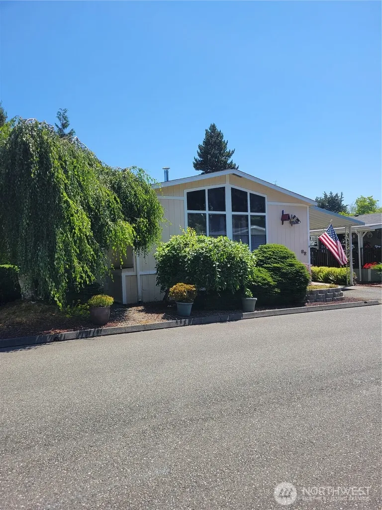 1427 100th Street SW Everett WA 98204