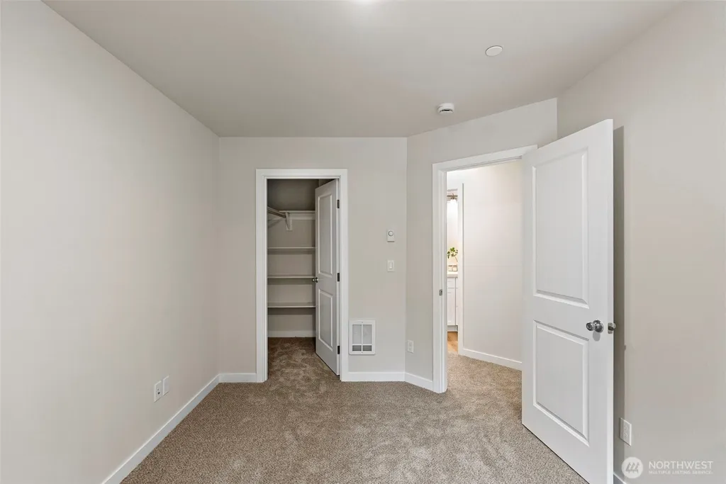5158 W Francis Street Bremerton WA 98312