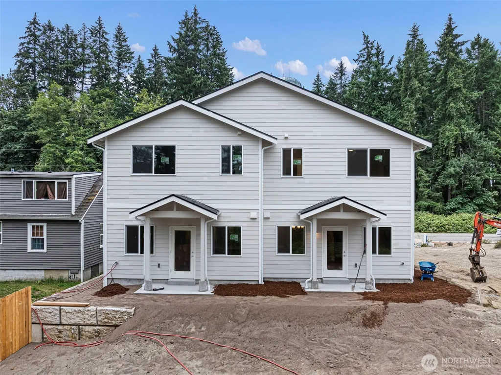 5158 W Francis Street Bremerton WA 98312