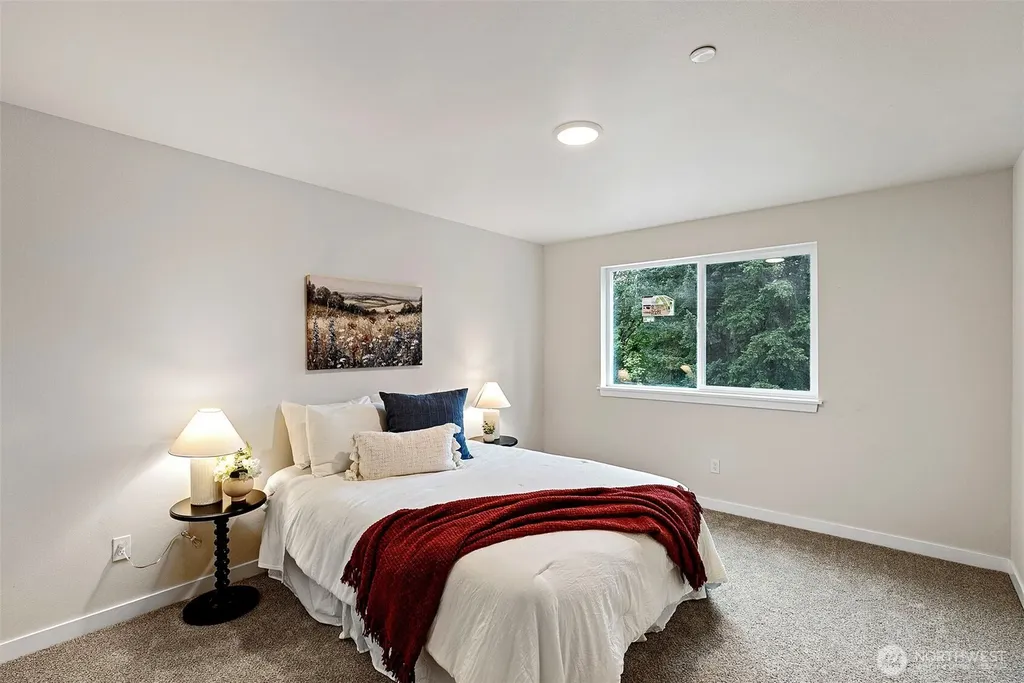 5158 W Francis Street Bremerton WA 98312