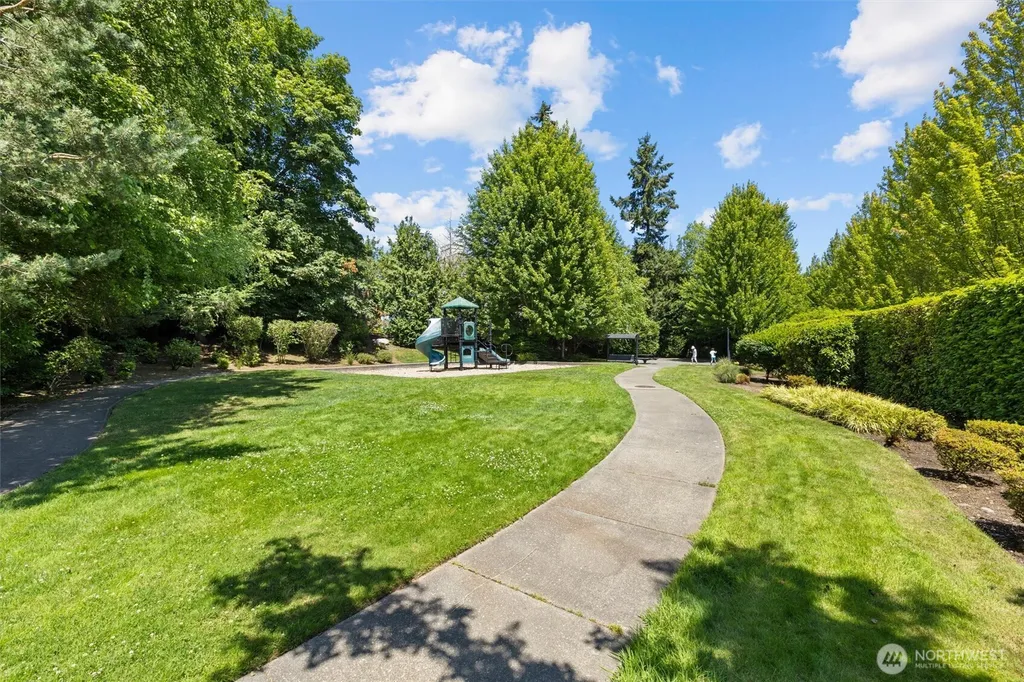 16198 SE 51st Place Bellevue WA 98006