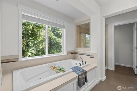 16198 SE 51st Place Bellevue WA 98006