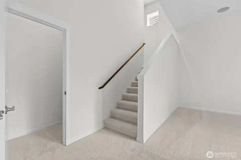 16198 SE 51st Place Bellevue WA 98006