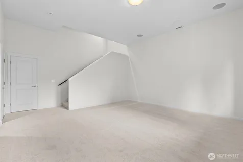 16198 SE 51st Place Bellevue WA 98006