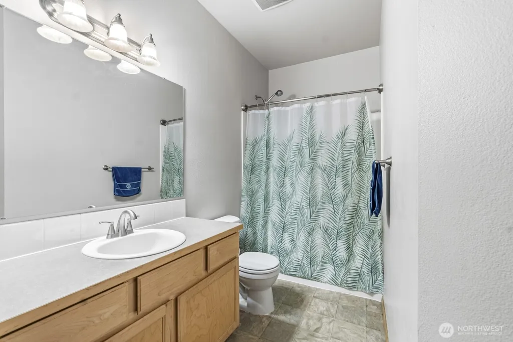 6959 Bailey Street SE Lacey WA 98513