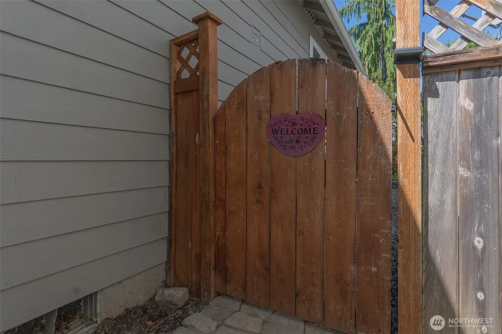 6959 Bailey Street SE Lacey WA 98513