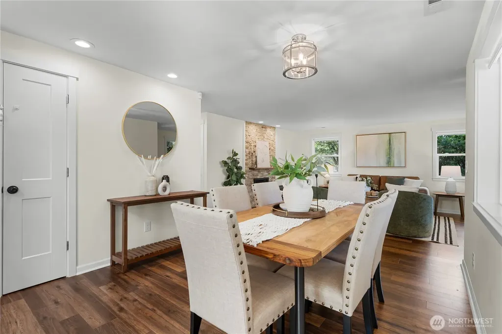 12032 38th Avenue NE Seattle WA 98125