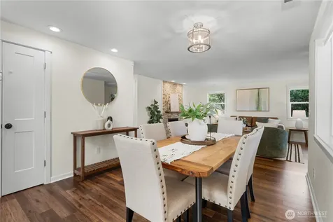 12032 38th Avenue NE Seattle WA 98125