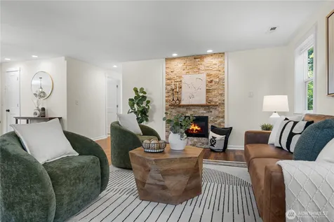 12032 38th Avenue NE Seattle WA 98125