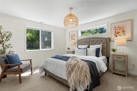 12032 38th Avenue NE Seattle WA 98125