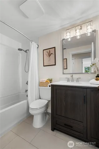 12032 38th Avenue NE Seattle WA 98125