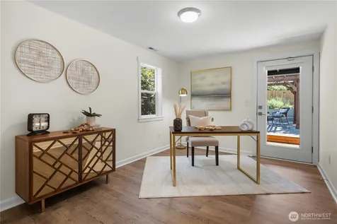 12032 38th Avenue NE Seattle WA 98125