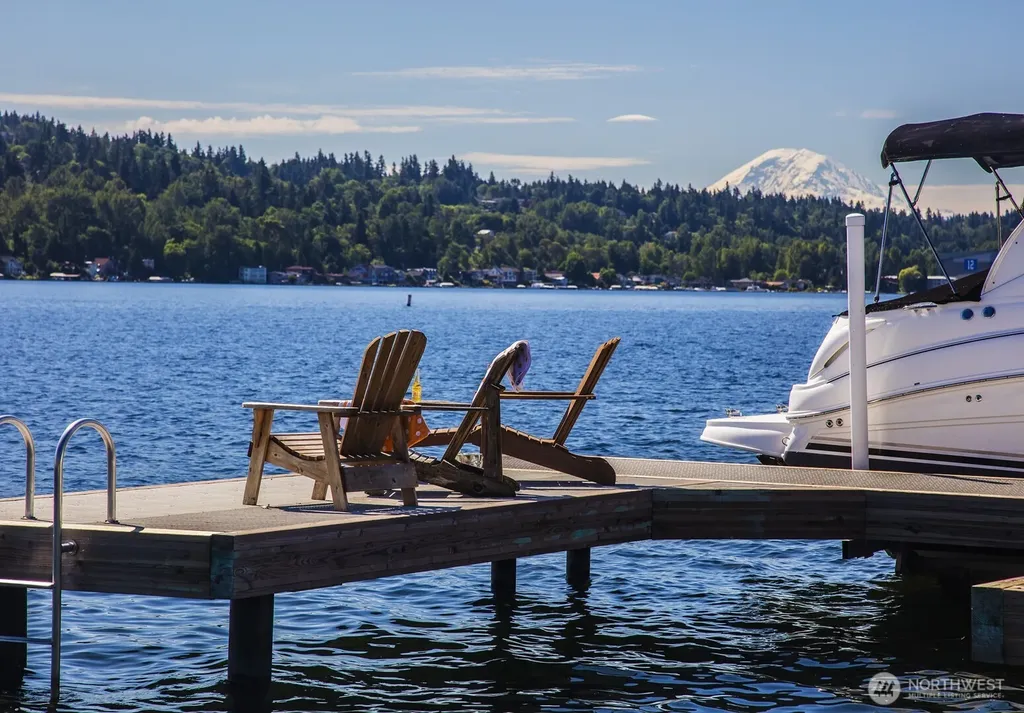 9426 SE 52nd Street Mercer Island WA 98040