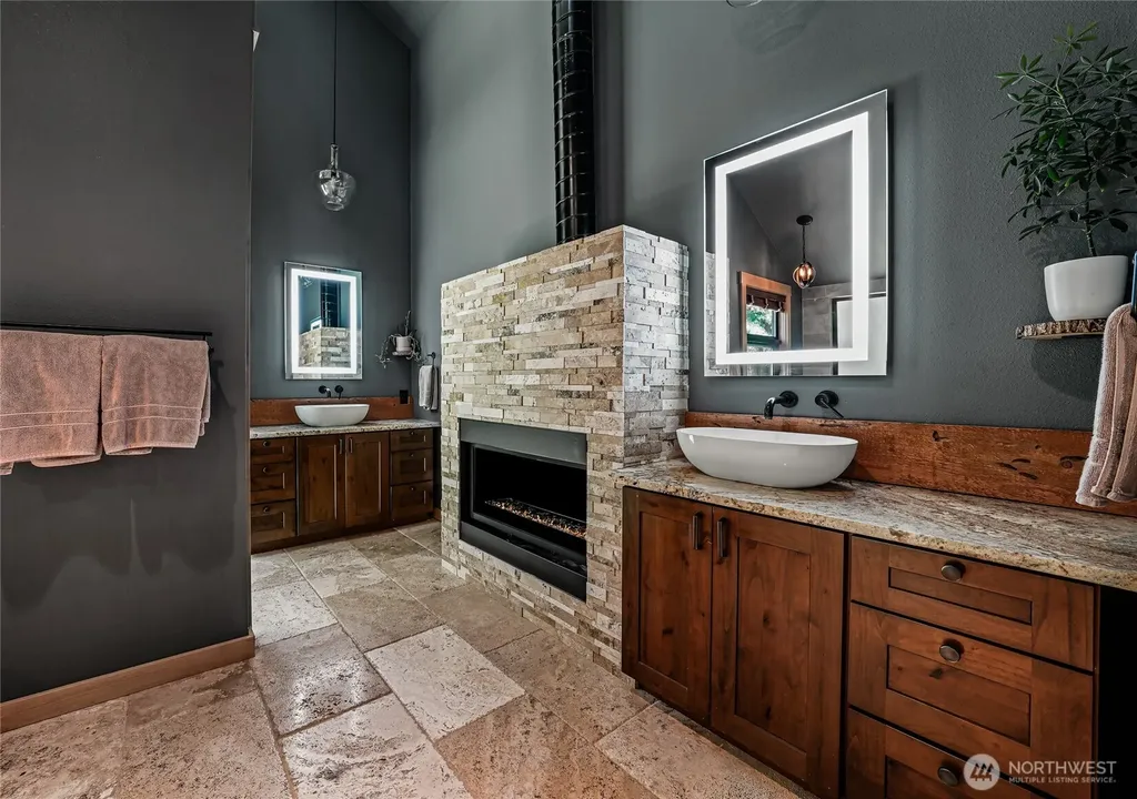 9426 SE 52nd Street Mercer Island WA 98040