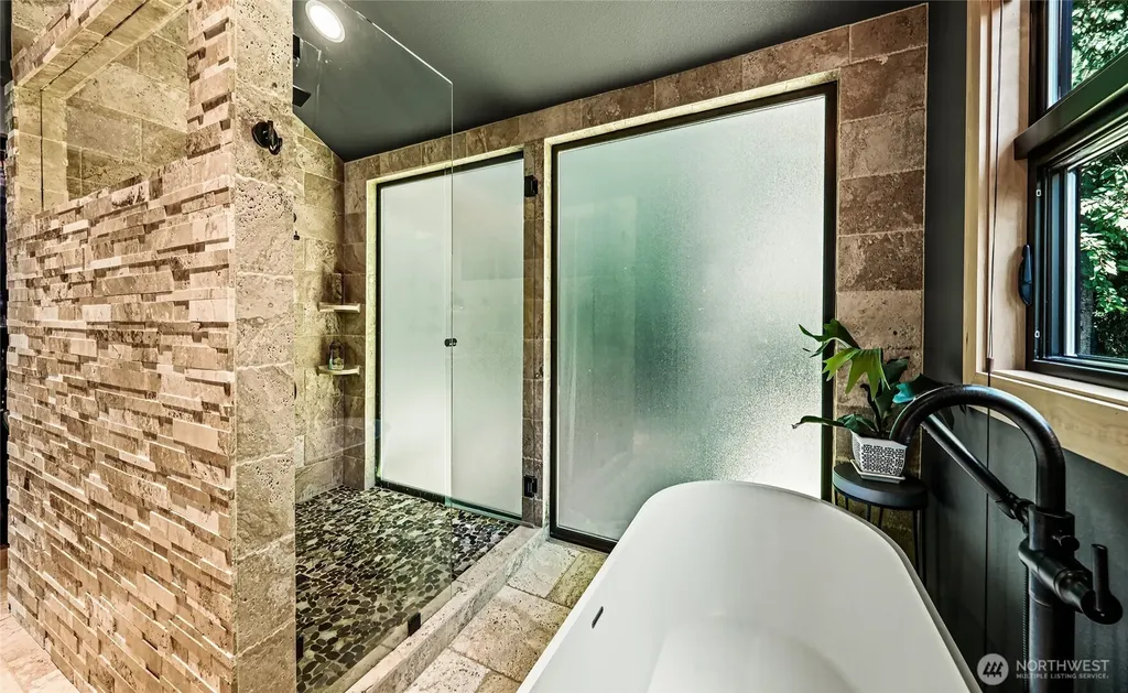 9426 SE 52nd Street Mercer Island WA 98040