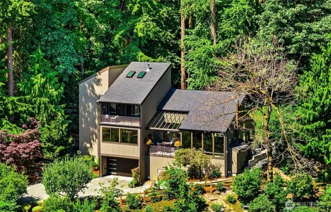 9426 SE 52nd Street Mercer Island WA 98040