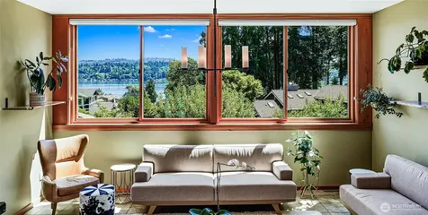 9426 SE 52nd Street Mercer Island WA 98040