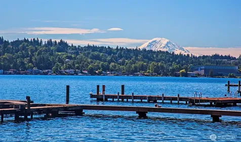 9426 SE 52nd Street Mercer Island WA 98040