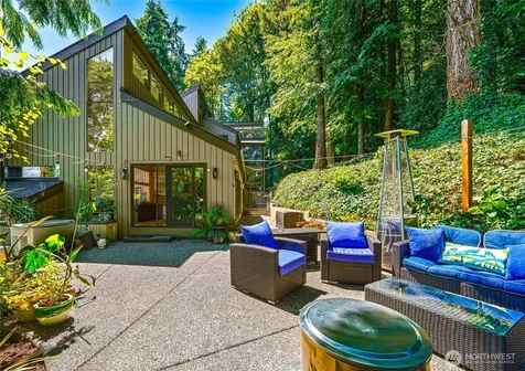 9426 SE 52nd Street Mercer Island WA 98040
