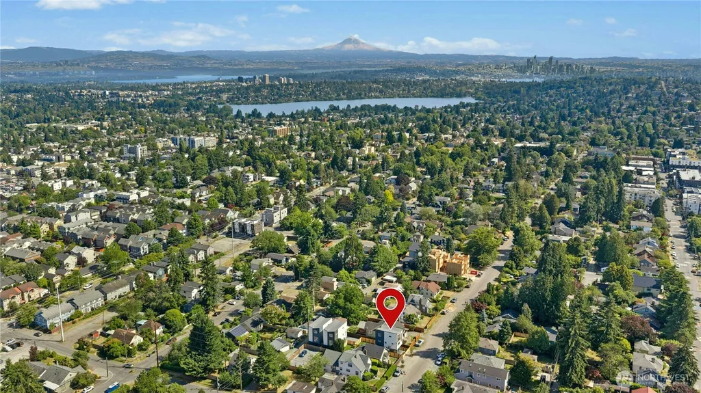 9240 Dayton Avenue N Seattle WA 98103