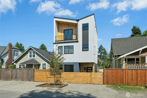 9240 Dayton Avenue N Seattle WA 98103