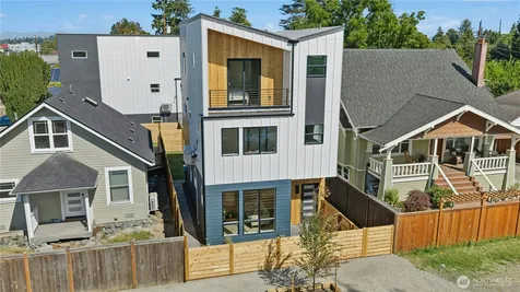 9240 Dayton Avenue N Seattle WA 98103
