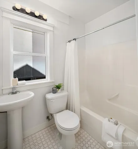1132 NW 56th Street Seattle WA 98107