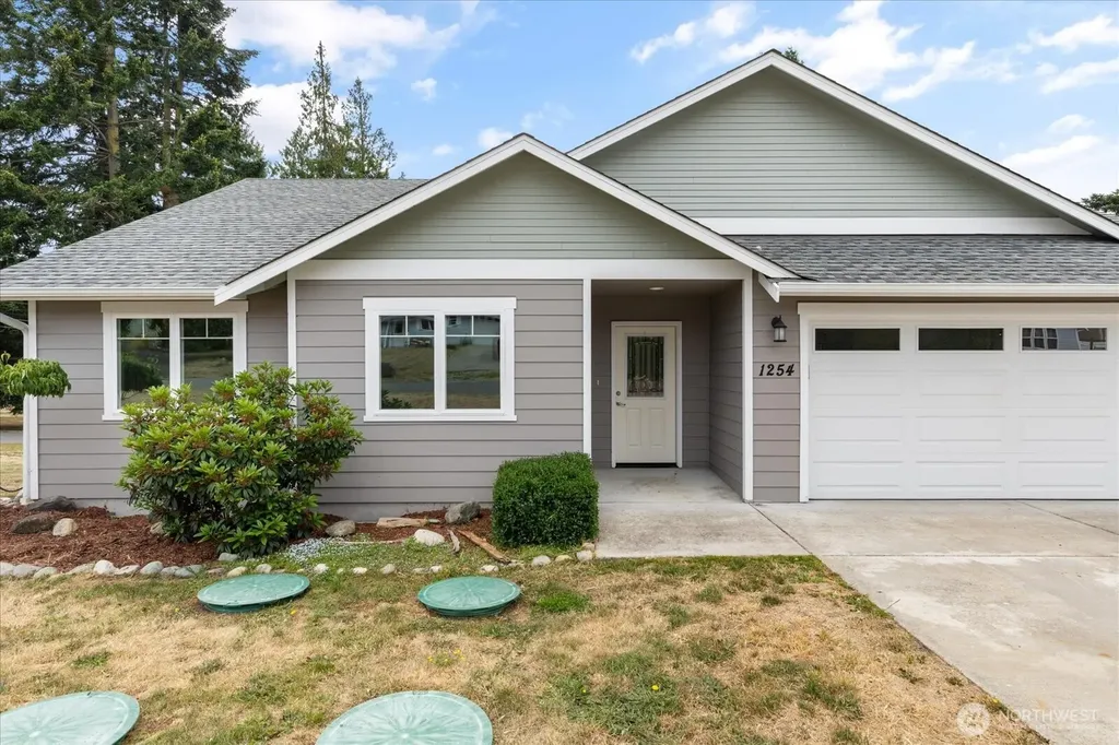 1254 Rickover Drive Coupeville WA 98239