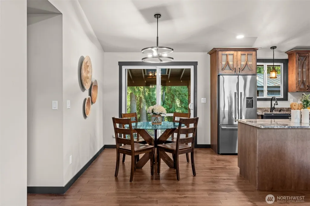940 Hillandale Drive E Port Orchard WA 98366