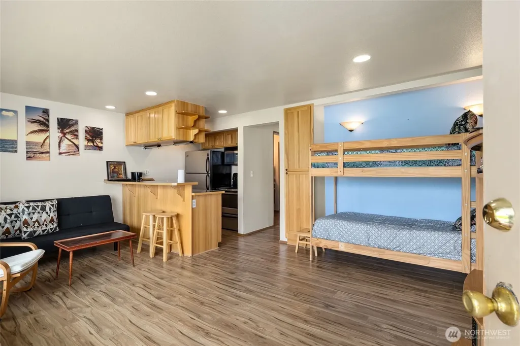 8903 Crescent Bar Road NW Quincy WA 98848