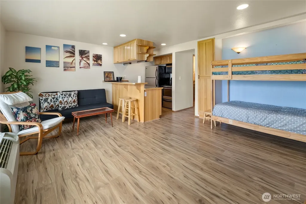 8903 Crescent Bar Road NW Quincy WA 98848