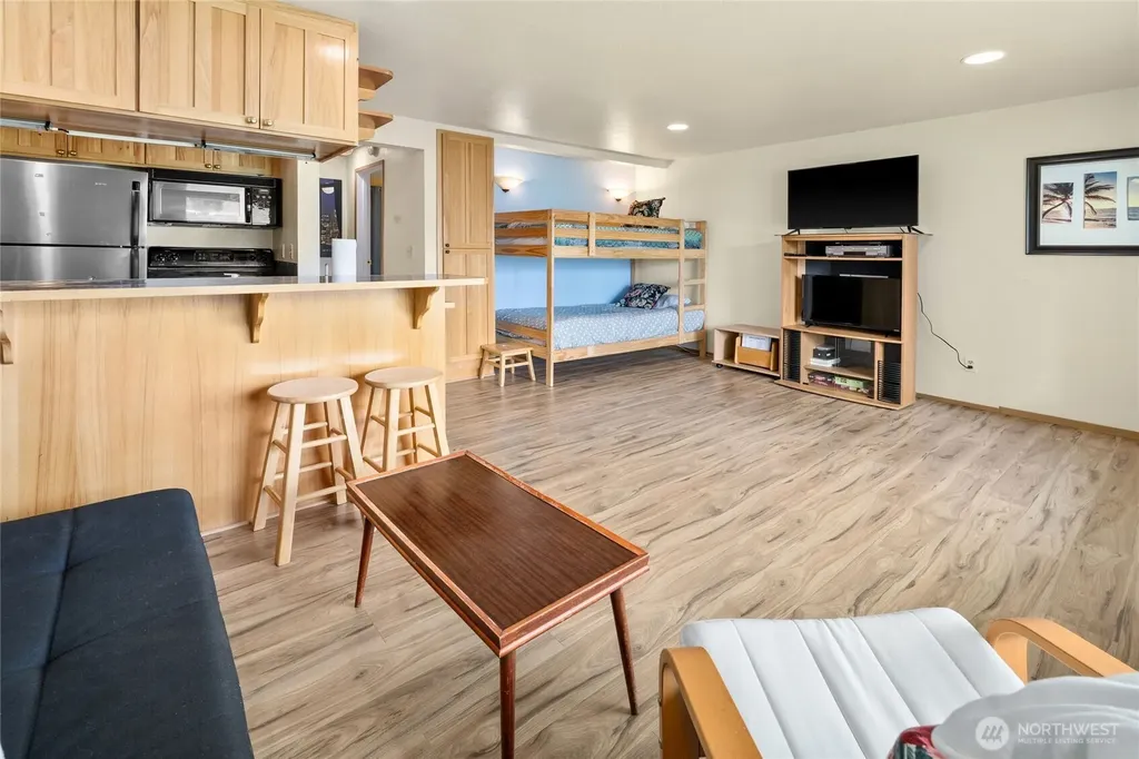 8903 Crescent Bar Road NW Quincy WA 98848